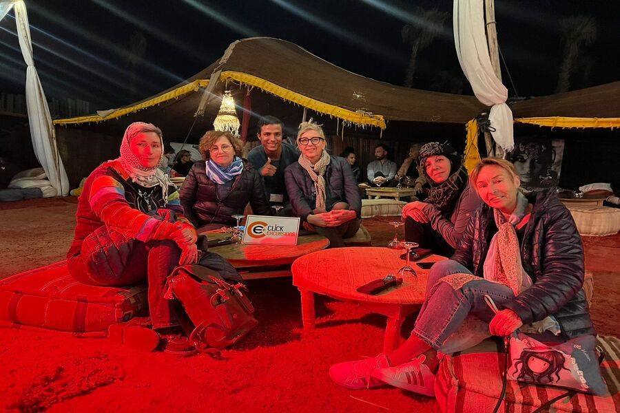 Excursiones en quad y show en vivo y cena en el desierto de Agafay