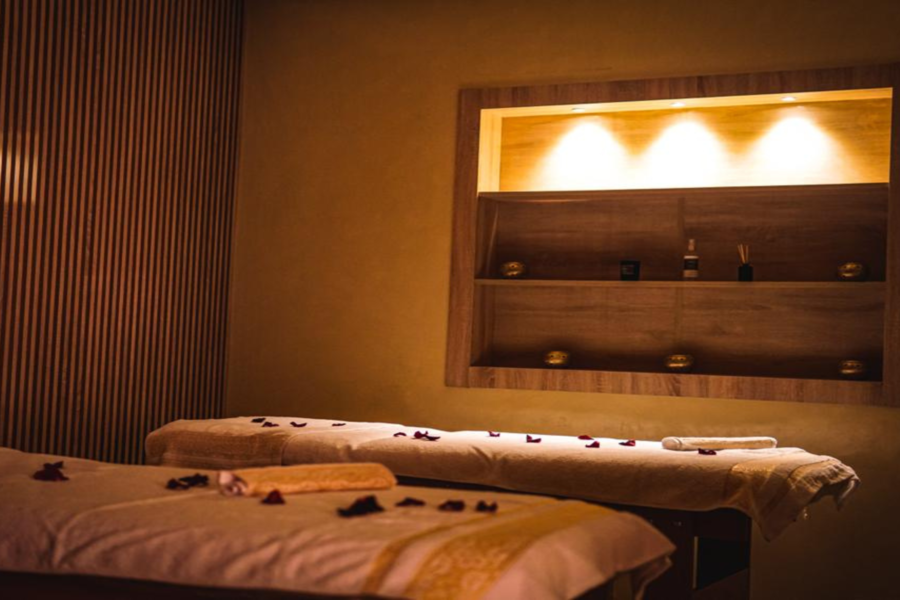 Experiencia romántica de spa con cena en el restaurante Chouf L'Or