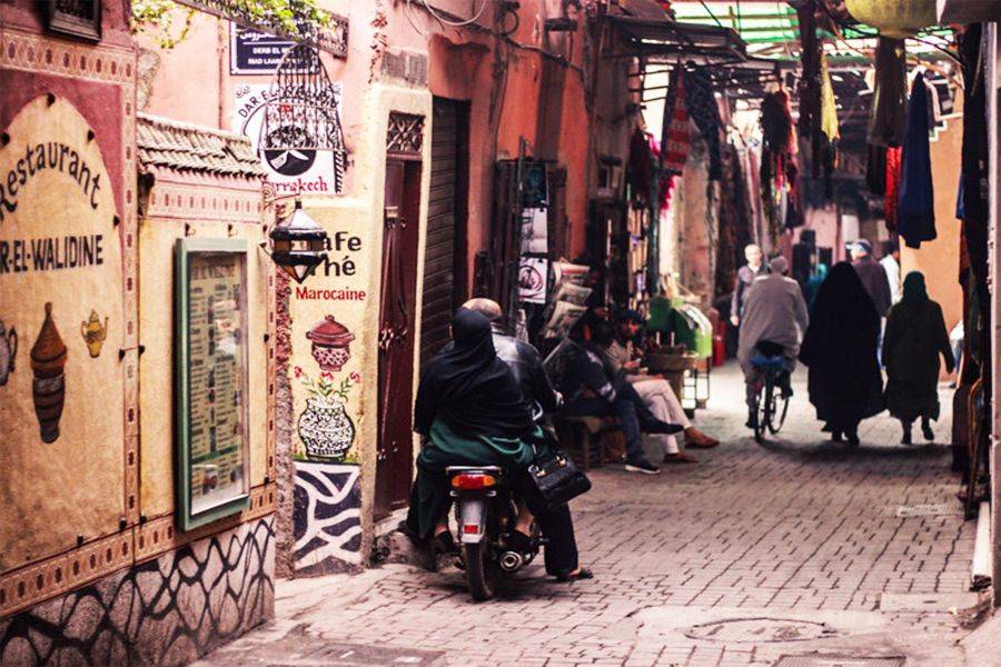 Visita a la azotea y visita a Medina con comidas en Marrakech