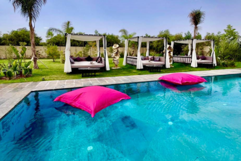 Pase de un día a Marrakech con piscina, almuerzo y transporte incluidos - Relájese