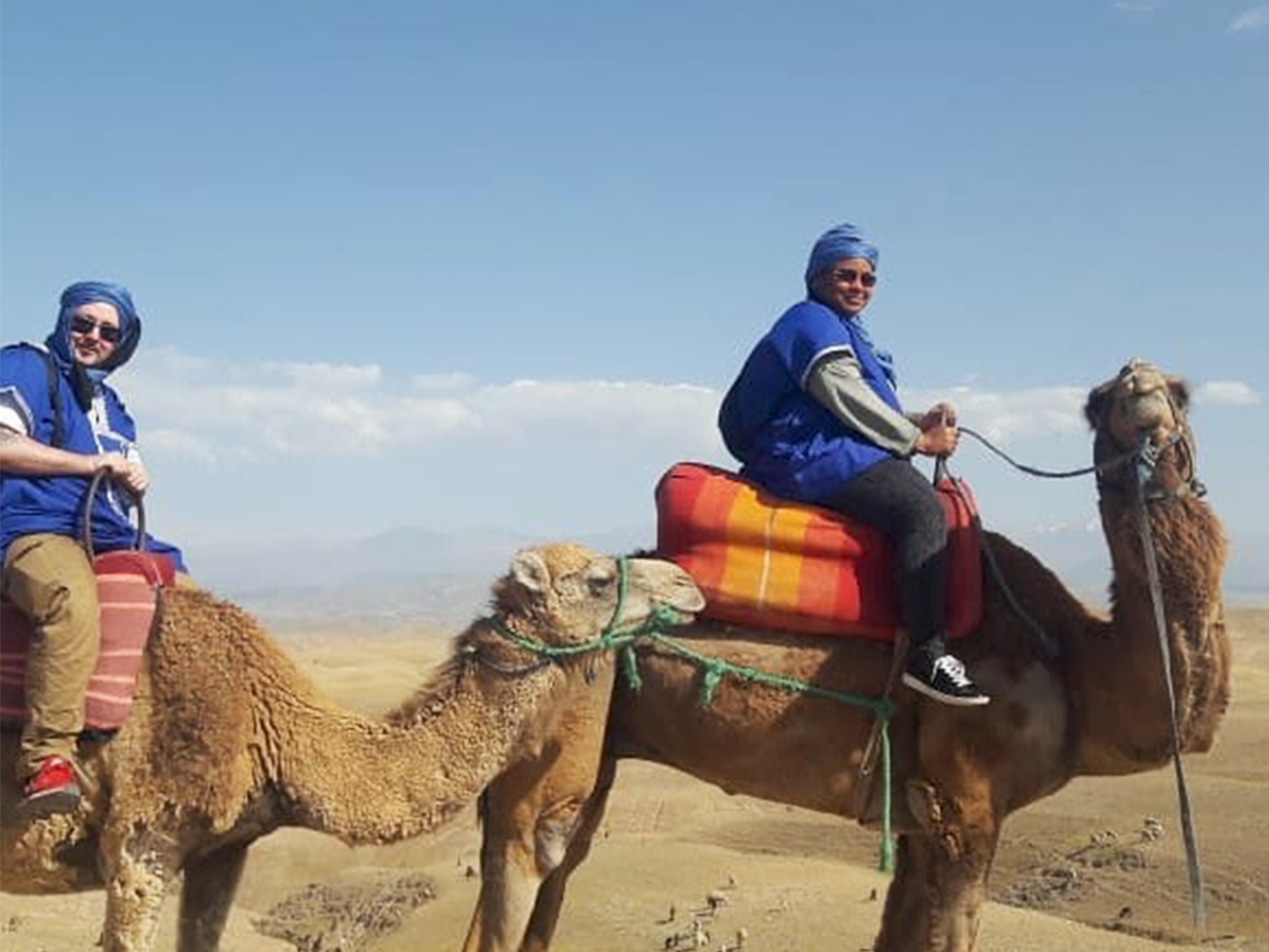 Paseo en camello y experiencia en quad en el desierto rocoso de Agafay