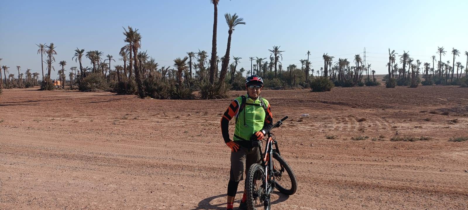 Tours en bicicleta en Palmeraie Marrakech medio día
