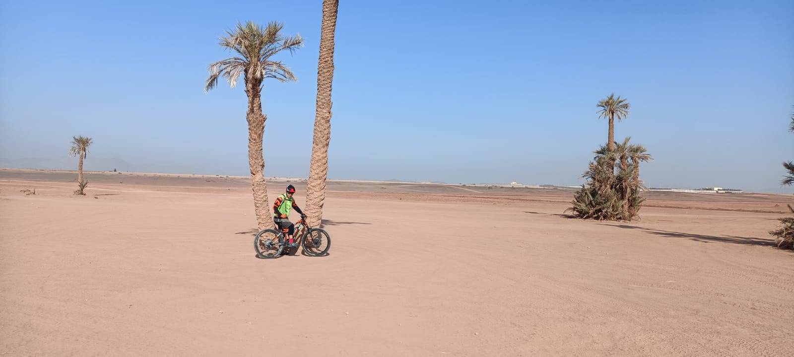 Tours en bicicleta en Palmeraie Marrakech medio día
