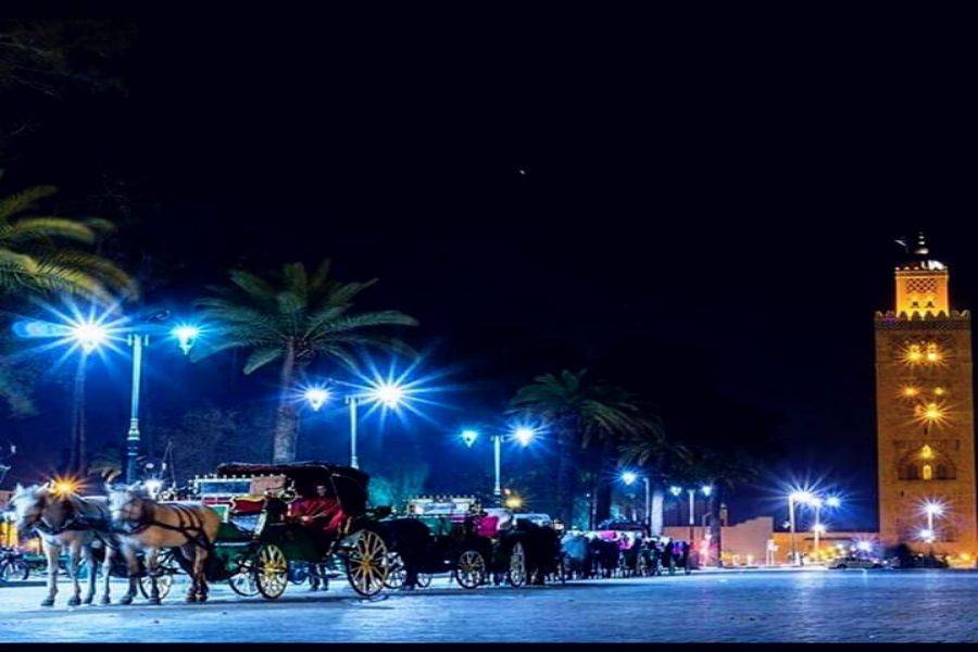 Tour de 2 días en Marrakech con media pensión y Spa desde Casablanca  