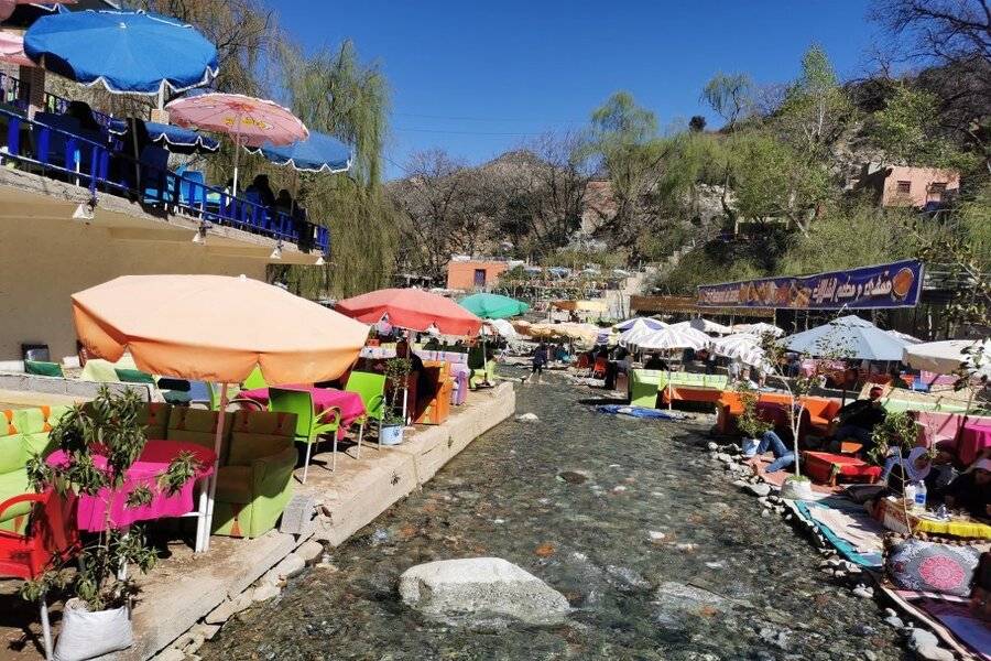 Excursión de un día al valle de Ourika y las montañas del Atlas