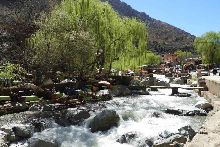 Excursión de un día al valle de Ourika y las montañas del Atlas