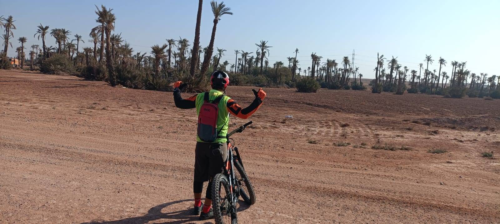 Tours en bicicleta en Palmeraie Marrakech medio día