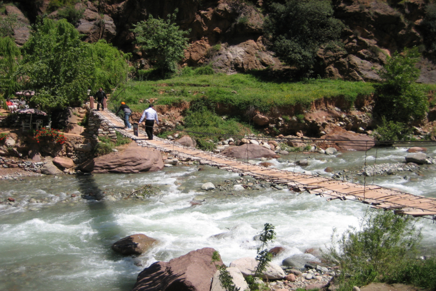 Excursión de un día al valle de Ourika y las montañas del Atlas