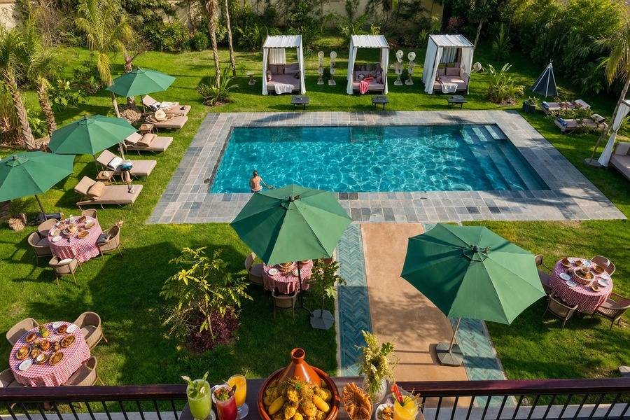 Amanecer en globo en Marrakech, pase de día en piscina y almuerzo